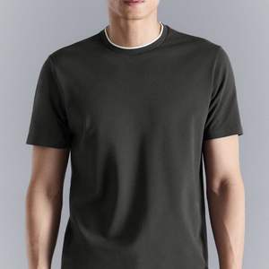 Camisetas personalizadas 100% algodón de alta calidad, estilo ringer azul liso para hombre, servicio OEM ODM, camisetas de algodón de color sólido. - Product Image 2