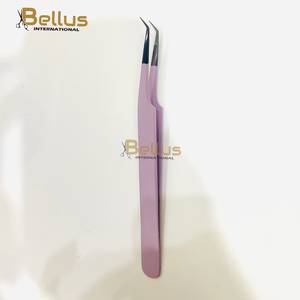 Pinzas de Acero Inoxidable Bellus International Premium para Extensión de Pestañas, Color Morado Claro, Punta Suave y Duradera, 45 Grados - Product Image 1
