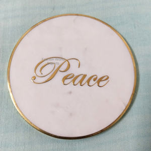 Dessous de verre en pierre blanche naturelle, lisses, durables et intemporels, avec mots de motivation, verres décoratifs. - Product Image 5