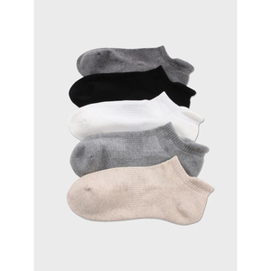 Comfortable Fit Breathable Men's Casual Socks Soft Cotton Blend for All Season Use Men's Lightweight Casual Socks - Product Image 3