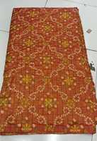 Tissu en soie pure de qualité supérieure imprimé numériquement pour les salwar kameez de créateurs et les kurtis ethniques, matière en soie à impression numérique de luxe, douce.