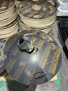 Contrachapado de doble cara con película impermeable, Vietnam, 4x8, grosor 3/4, para uso en construcción, encofrados, cofragem y edificaciones. - Product Image 2