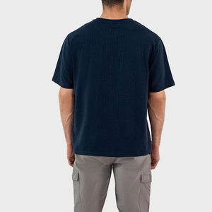 T-shirt pour homme en coton 100% à col rond, couleur bleu foncé, design basique uni, coupe régulière, manches courtes, séchage rapide, respirant, doux, idéal pour l'été - Product Image 3