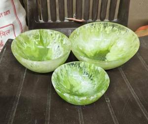 Tazones Redondos Grandes de Resina Ecológicos y Modernos para Frutas y Ensaladas, Tazones para Servir Hechos a Mano de Alta Calidad en Varios Colores - Product Image 1