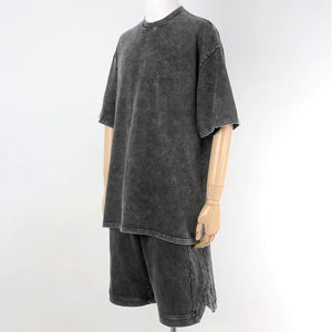 Conjunto de Camiseta y Pantalones Cortos Personalizados de Alta Calidad, Estilo Urbano Vintage, Lavado Ácido, Efecto Desteñido por el Sol, Corte Holgado y Extra Grande para Hombre - Product Image 5