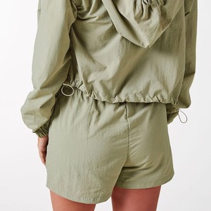 Conjuntos de Shorts Deportivos Transpirables Personalizados para Mujer, Chaqueta Cortavientos y Pantalones Deportivos para Gimnasio, Tallas Grandes, Logos Impresos - Product Image 4