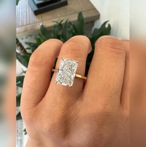 Anillo de Diamante Cultivado en Laboratorio con Corte Radiante de Lujo TAURUS JEWELS, Oro de 9K/14K/18K para Mujer, Certificado IGI, para Compromiso/Boda/Aniversario - Product Image 4