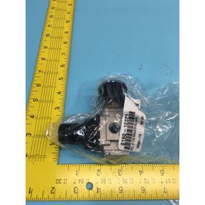 Kit régulateur et manomètre AMAT 0190-12371 SMC - Équipements et pièces semi-conductrices de renommée mondiale à confiance - Product Image 2