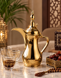 Cafetière en métal de style moyen-oriental, design orné, pour la préparation du thé - Product Image 1