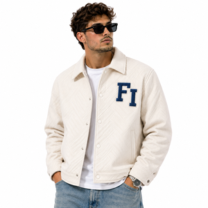 Chaqueta Personalizada con Bordado Chenille, Tela de Nailon y Spandex, Cómoda, Resistente al Viento, Cálida, Diseño con Botones, Unisex, Proveedor de Chaquetas para Hombre - Product Image 1