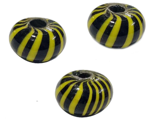 Perles de verre rondes/ovales à rayures chevron faites à la main |   Jaune Noir Vert Brun |   Perles de commerce africaines en gros à grand trou pour la bijouterie - Product Image 1