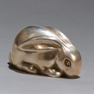 Escultura decorativa de conejo de aluminio fundido, linda figura de conejito, decoración metálica de vida silvestre para interiores elegantes - Product Image 4