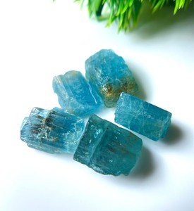 Cristaux bruts d'aquamarine brésiliens, qualité facettée, pierre naturelle bleue pour la fabrication de bijoux, vente en gros - Product Image 4