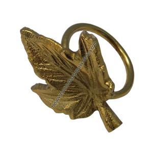 Porte-serviette feuille en métal doré antique pour décoration de table de restaurant de mariage au meilleur prix chez le grossiste - Product Image 1
