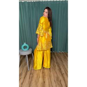 Top & Bottom de fiesta para mujer con hilo y secuencia de trabajo elegante conjunto - Product Image 3