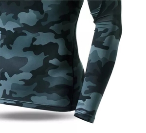 Vente en gros de Rash Guards de MMA et BJJ pour hommes, vierges, personnalisables avec logo imprimé, à compression, UPF50 anti-UV, sublimés et effet délavé - Product Image 5