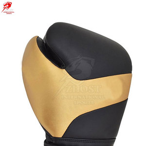 Guantes de Boxeo Modernos y Elegantes para Venta al por Menor, Accesorios de Cuero de Alta Densidad para Uso en Exteriores - Product Image 4