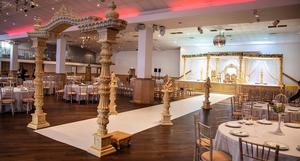 Fascinante Decoración para Bodas Hindúes, Ceremonia Phera, Mandap Exclusivo, Avni Mandap, Decoración para Bodas del Sur de Asia, Maharani Mandap, Reino Unido - Product Image 2