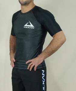 Hauts de compression Rash Guard pour hommes pour la natation et le surf, T-shirt Rashguard MMA pour hommes, Manches courtes de haute qualité 2026, Vente en gros - Product Image 2