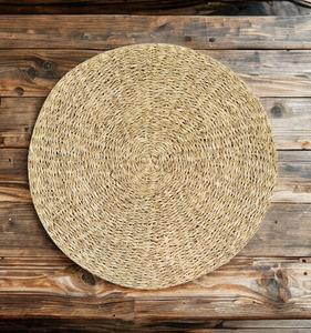 Sustainable <b>Seagrass</b> <b>Placemats</b> Classic Heat-Insulating Table Setting European Christmas Markets Bulk Supply International - Product Image 1