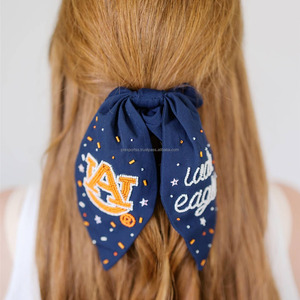 Lazo para el pelo con cuentas y diseño de águila de guerra color castaño, scrunchie azul marino hecho a mano, lazo para el pelo para el día del partido, accesorio bordado para aficionados, espíritu universitario, satén 50 - Product Image 5