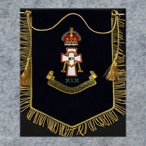 Drapeau brodé personnalisé, bannière en tissu suspendue sur mesure pour la décoration et la présentation des fanfares et des défilés - Product Image 6