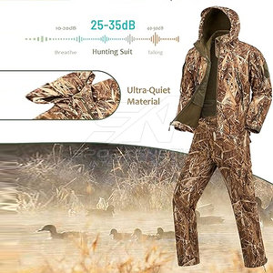 Tenue de chasse haut de gamme pour l'extérieur avec tissu résistant, idéale pour l'aventure - Product Image 3