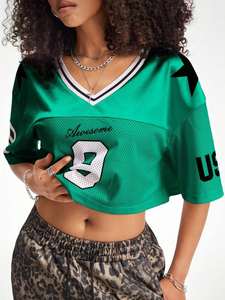 Maillot de football court en mesh vert numéro 9 pour femme, streetwear, fabrication OEM, marque privée, vente en gros - Product Image 2