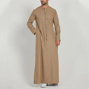 Thobe Élégant Décontracté pour Homme – Qamis Arabe Sur Mesure de Qualité Supérieure – Robe Islamique Traditionnelle à Manches Longues en Coton avec Capuche pour Musulman - Product Image 5