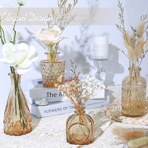 Set di 5 Piccoli Vasi in Vetro Ambrato, Mini Centrotavola Vintage per Matrimoni e Decorazioni da Tavola per Fiori Singoli - Product Image 2