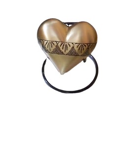 Urna Negra en Forma de Corazón con Diseño de Hojas Doradas, Hermosa Urna Decorativa para Cenizas Femeninas con Caja de Terciopelo Gratis - Product Image 2