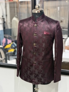 Ensemble de costume de luxe pour homme, de couleur bordeaux, en jacquard, style Bandhgala Jodhpuri Sherwani, avec kurta de créateur, veste de marié indo-occidentale pour mariage - Product Image 4