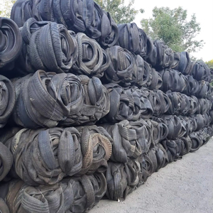 Déchets de pneus usagés en gros, haute résistance, noirs, pressés en balles, qualité moulage, résistants aux produits chimiques et à la chaleur, pièces automobiles, résistants aux UV - Product Image 1