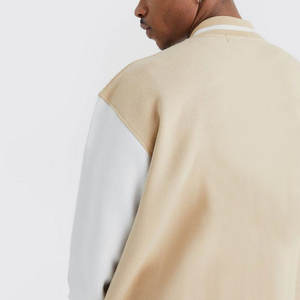 Chaquetas Varsity para Hombre de Color Sólido Estilo Urbano, Largo Regular, Chaquetas Varsity para Hombre Hechas a Medida con Material de Lana - Product Image 4