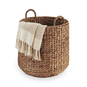 Cestas cilíndricas de jacinto de agua para almacenamiento y decoración, organizador para fiestas navideñas - Product Image 2