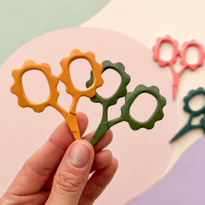 Colorful <b>Floral</b> Handle Sewing <b>Scissors</b> for Embroidery Needlework and Thread Cutting - Product Image 2