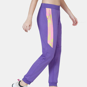 Pantalones de Mujer Resistentes al Viento, Hechos de Algodón/Poliéster, con Logotipo Personalizado, Tallas Grandes, Estilo Único - Product Image 3