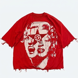 Camiseta Roja Extra Grande para Hombre con Estampado de Logotipo de Estrella, Estilo Urbano, Manga Corta, Cuello Redondo, 100% Algodón Jersey, Ecológica - Product Image 1