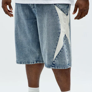 Men's Asymmetric Denim Shorts Light Wash Mid Waist Cotton Casual Summer Style With Pockets And <b>Chain</b> Detail - Product Image 4