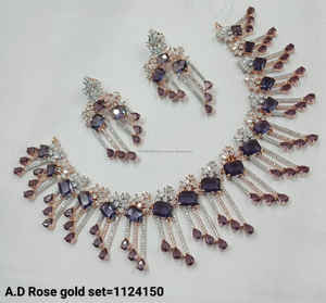 Ensemble de bijoux de mariée en diamant américain classique Collier et boucles d'oreilles en deux pièces pour mariage Style classique à la mode - Product Image 3