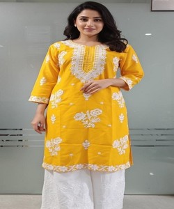 Conjunto de Kurta y Pantalón Amarillo de Algodón con Bordado, Ropa Tradicional Diaria para Mujer, Precio al por Mayor, Conjunto de Moda 84528 - Product Image 1