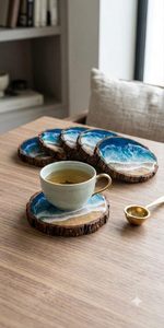 Tapetes y Posavasos Artesanales Ecológicos de Estilo Rústico (Juego de 8) - Rodajas de Madera Natural de 300 mm de Diámetro con Resina Artística Decorativa para el Hogar - Product Image 3
