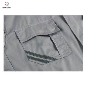 Tenues de travail à manches longues pour hommes avec bandes réfléchissantes, poches antistatiques et ignifuges, en polyester de différentes couleurs - Product Image 4