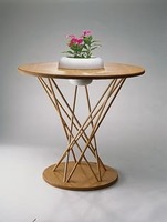 Table console moderne en métal noir avec plateau en verre trempé, design à base croisée, meubles de salon