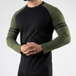 เสื้อยืดคอกลมแขนยาวสีพื้นสำหรับผู้ชาย ผ้าฝ้ายถัก 100% ทรงหลวม สไตล์ลำลอง ดีไซน์สั่งทำได้ ระบายอากาศ แห้งเร็ว - Product Image 3