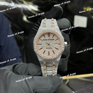 Montre automatique carrée sertie de diamants de laboratoire VVS, en acier inoxydable avec lunette et bracelet, design pavé de luxe - Product Image 1