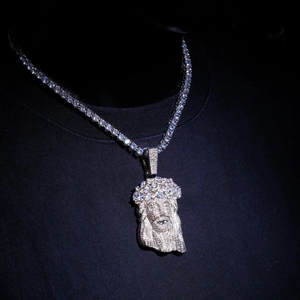 Pendentif géant Jésus en moissanite argentée, serti de pierres, ton blanc et jaune, collier statement hip-hop, bijou de luxe, pendentif religieux - Product Image 3