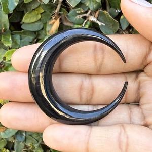 Joyería Artesanal de Cuerno de Búfalo para Mujer, Colgante de Luna de Cuerno de Búfalo, Collar de Luna Creciente de Cuerno de Color Natural para Mujer - Product Image 2