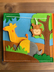 Libro Sensorial de Fieltro Hecho a Mano, Personalizado para Bebés, Libro de Actividades Sensoriales, Juguete Suave Inspirado en Montessori para Viajes y Juego - Product Image 6
