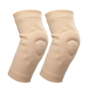 Modern Athletic Sportswear Style Fight Gear Elbow Pad Designed For Training Practice Fitness Workouts And Active Use - Product Image 1